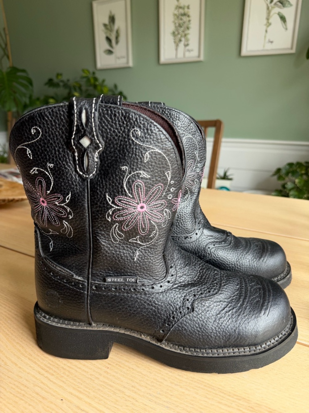 Justin Gypsy steel toe Boots Black with flower embroidery